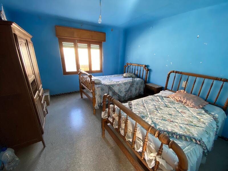 5 bedroom Townhouse for sale 5 bedroom Townhouse for sale