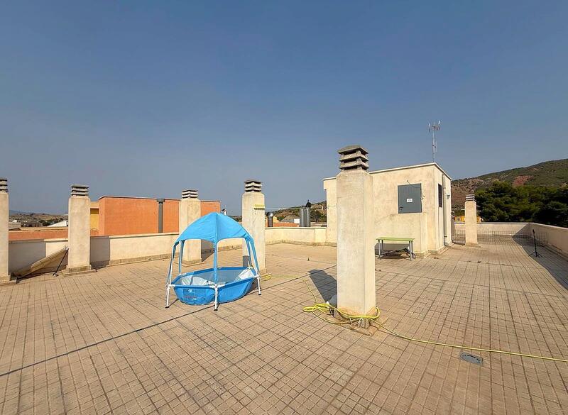 3 bedroom Apartment for sale