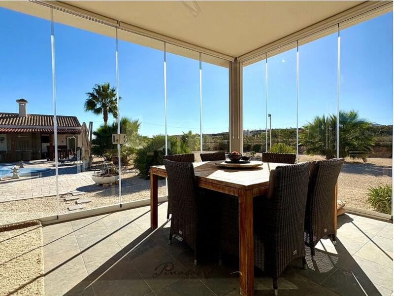 4 bedroom Villa for sale 4 bedroom Villa for sale