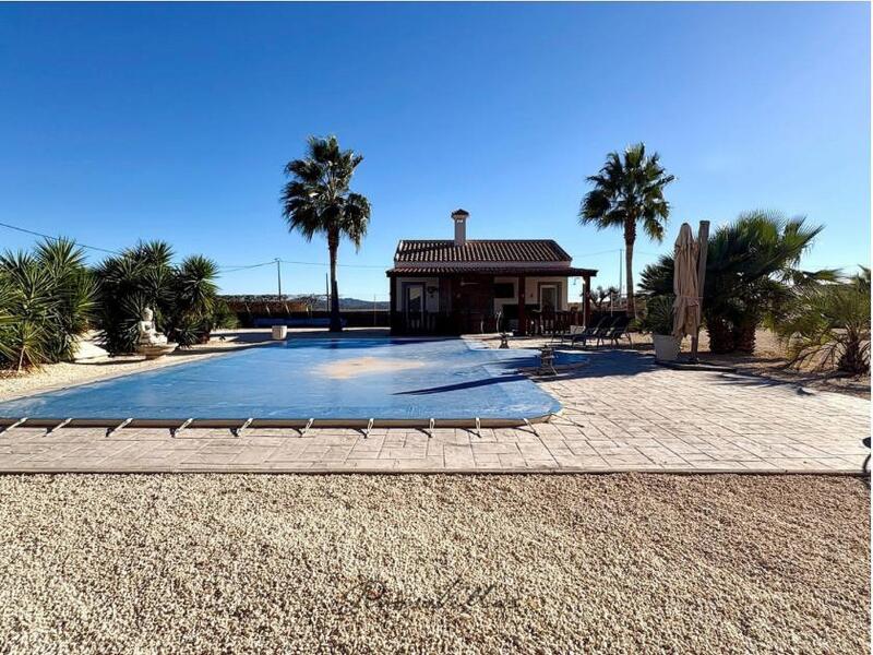 4 bedroom Villa for sale 4 bedroom Villa for sale