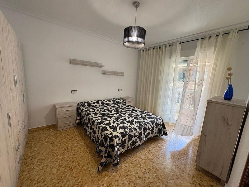 4 bedroom Apartment for sale