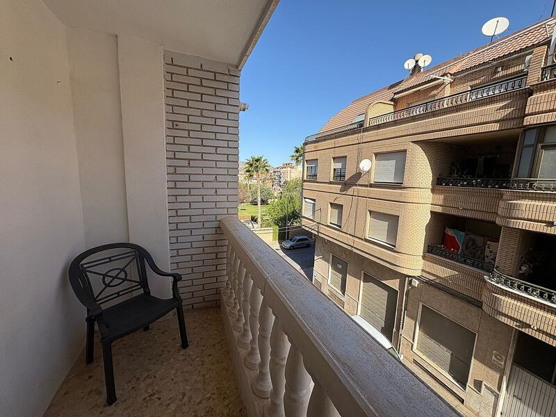 4 bedroom Apartment for sale