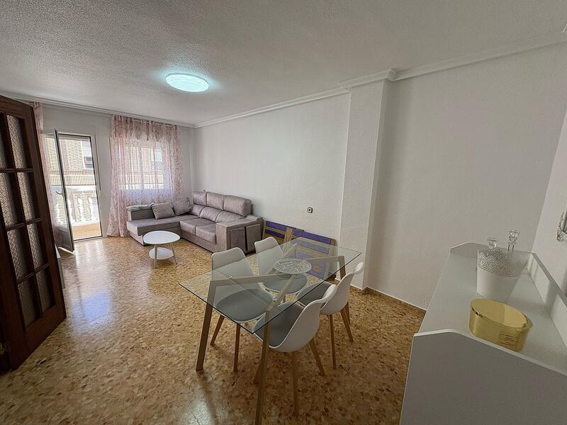 4 bedroom Apartment for sale