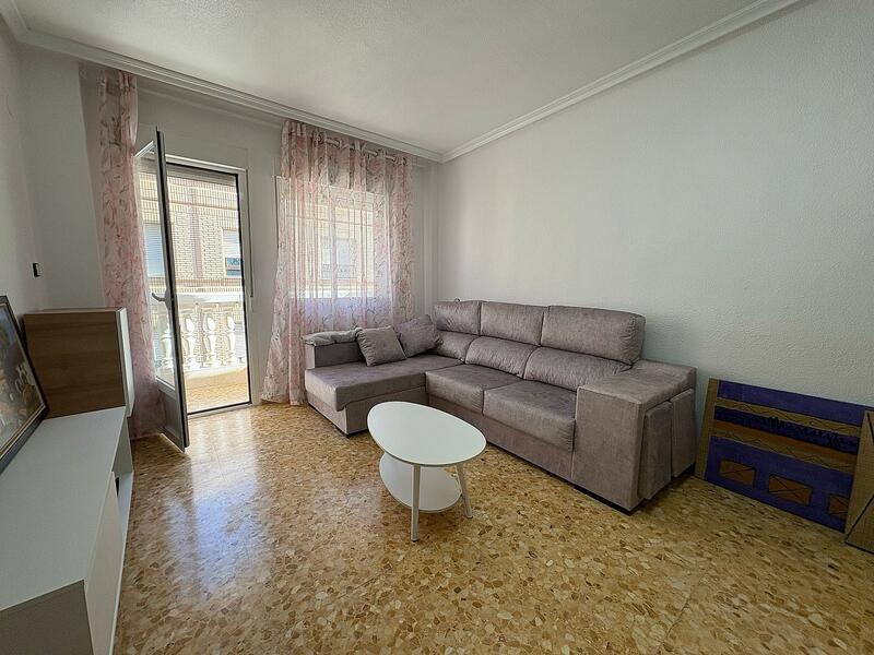 4 bedroom Apartment for sale