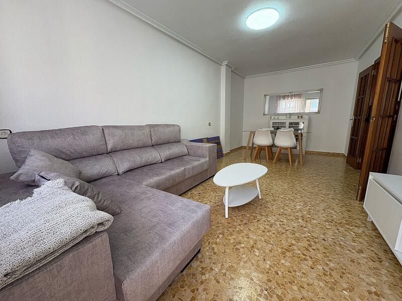 4 bedroom Apartment for sale