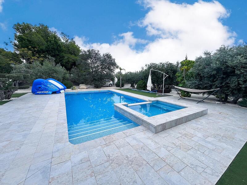 3 bedroom Villa for sale 3 bedroom Villa for sale