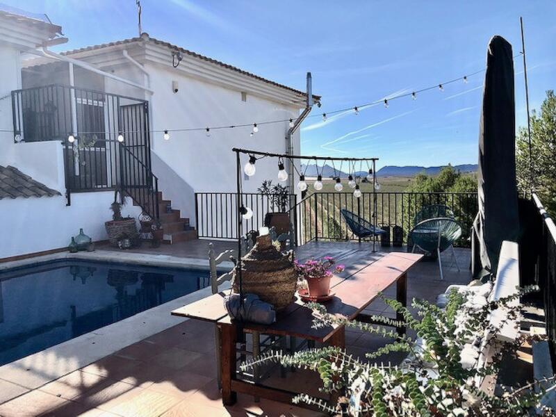 4 bedroom Villa for sale