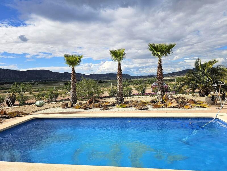 4 bedroom Villa for sale