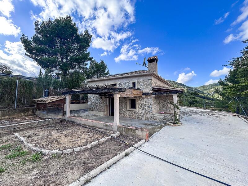 2 bedroom Country House for sale 2 bedroom Country House for sale