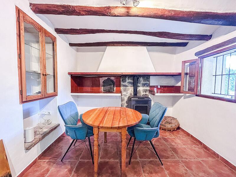 2 bedroom Country House for sale 2 bedroom Country House for sale