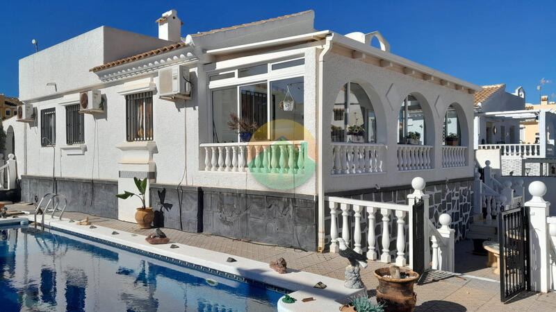 2 sovrum Villa till salu