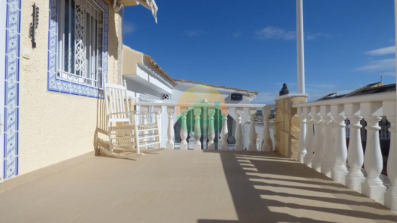 2 bedroom Townhouse for sale 2 bedroom Townhouse for sale