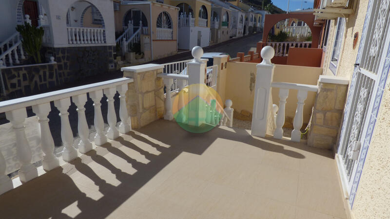 2 bedroom Townhouse for sale 2 bedroom Townhouse for sale