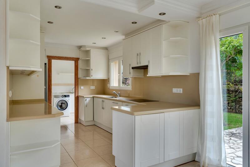 4 slaapkamer Villa Te koop 4 slaapkamer Villa Te koop