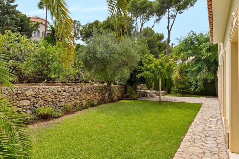 4 slaapkamer Villa Te koop 4 slaapkamer Villa Te koop