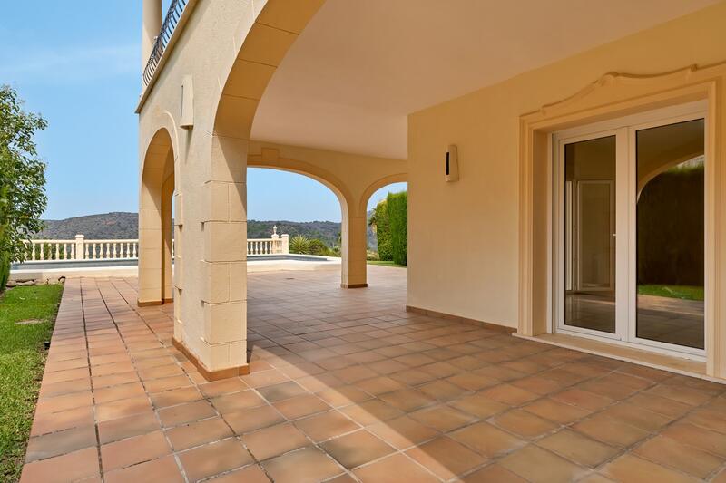 4 slaapkamer Villa Te koop 4 slaapkamer Villa Te koop