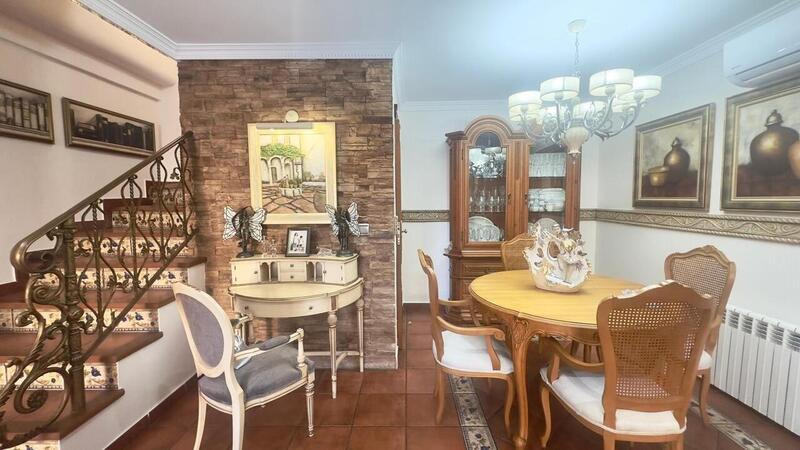 4 Schlafzimmer Stadthaus zu verkaufen 4 Schlafzimmer Stadthaus zu verkaufen