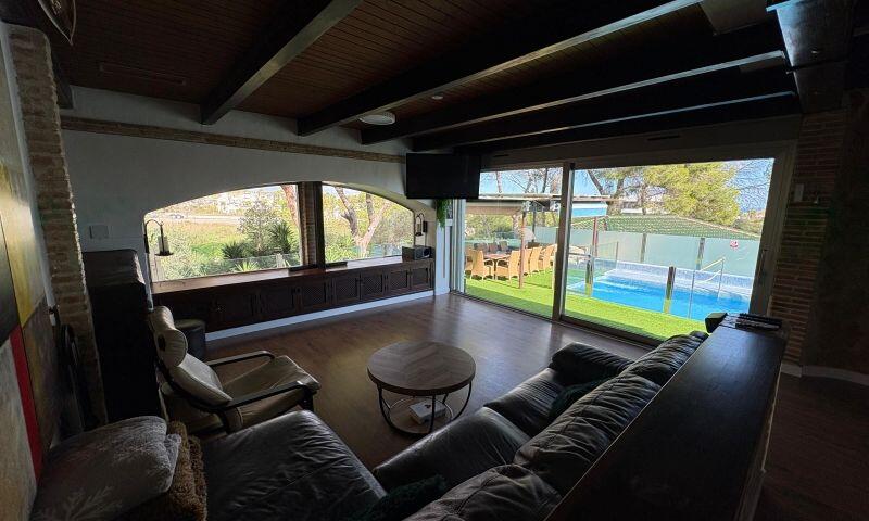 3 Cuarto Villa en venta