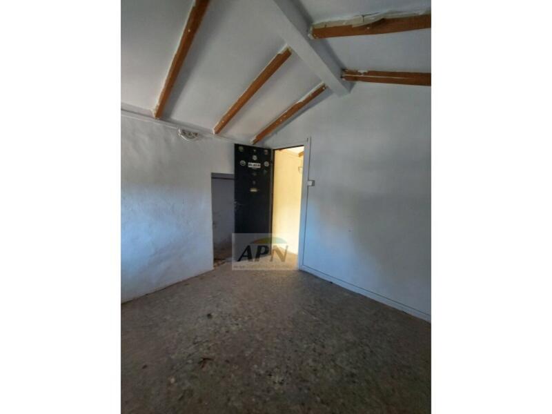 3 bedroom Country House for sale 3 bedroom Country House for sale