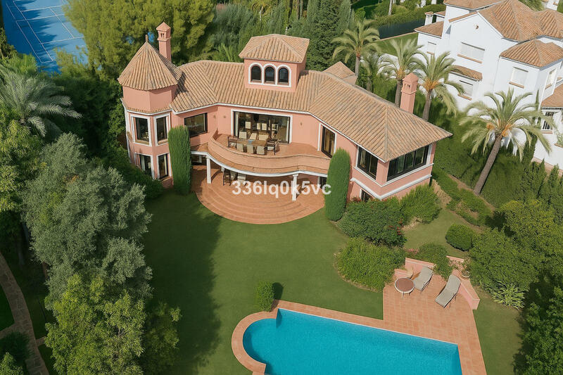 Villa til salgs i Sierra Blanca, Málaga Villa til salgs i Sierra Blanca, Málaga