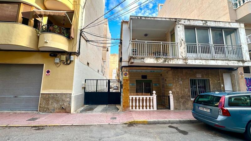 4 chambre Villa à vendre 4 chambre Villa à vendre