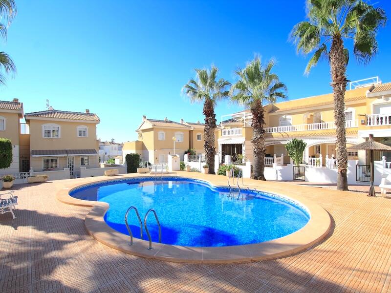 3 soverom Villa til salgs 3 soverom Villa til salgs