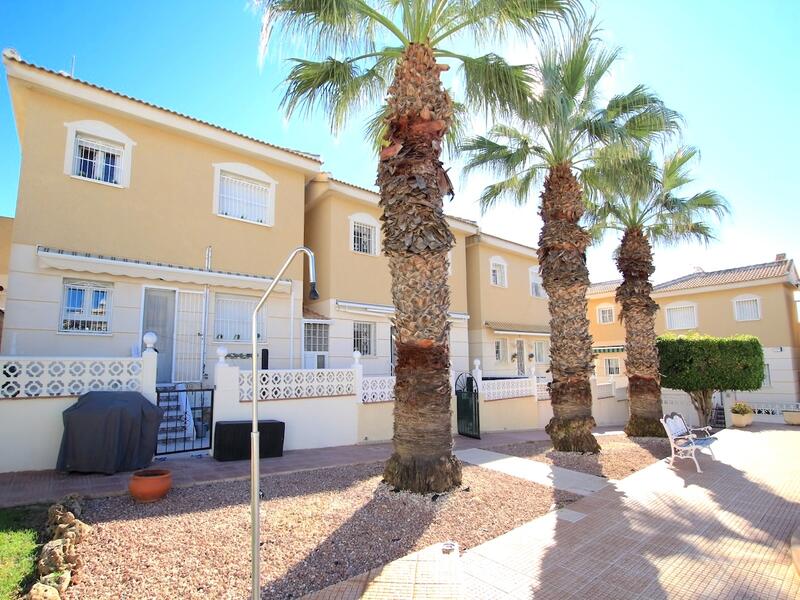 3 soverom Villa til salgs 3 soverom Villa til salgs