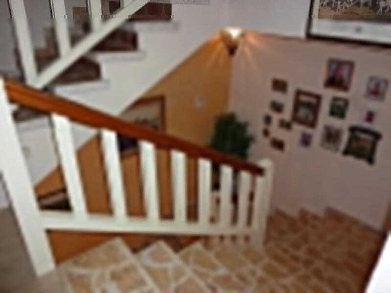 5 bedroom Townhouse for sale