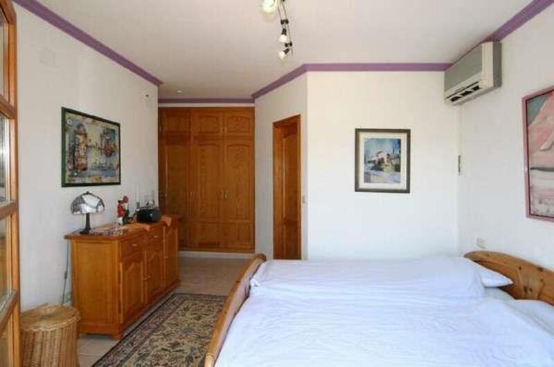 4 soverom Villa til salgs 4 soverom Villa til salgs