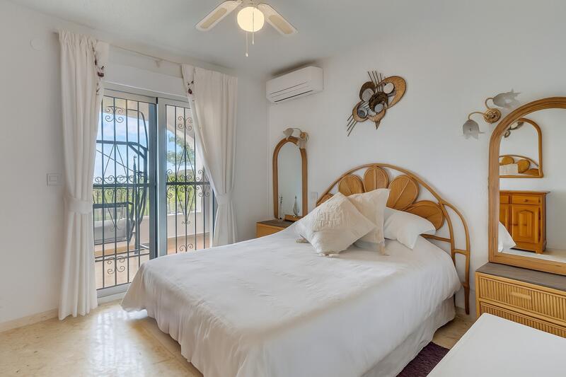 5 slaapkamer Villa Te koop 5 slaapkamer Villa Te koop