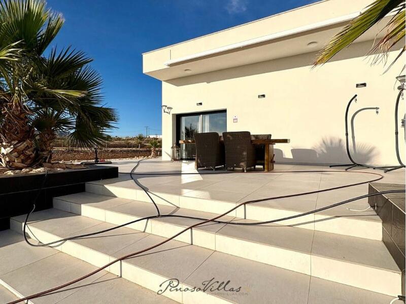 4 bedroom Villa for sale 4 bedroom Villa for sale