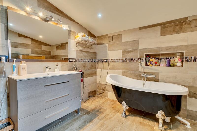 3 slaapkamer Landhuis Te koop 3 slaapkamer Landhuis Te koop