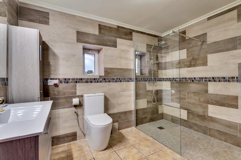 3 slaapkamer Landhuis Te koop 3 slaapkamer Landhuis Te koop