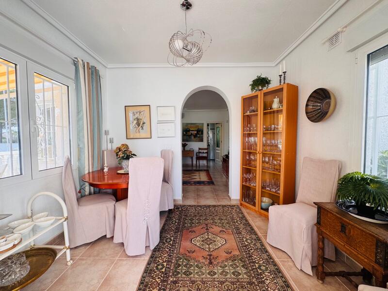 3 Cuarto Villa en venta