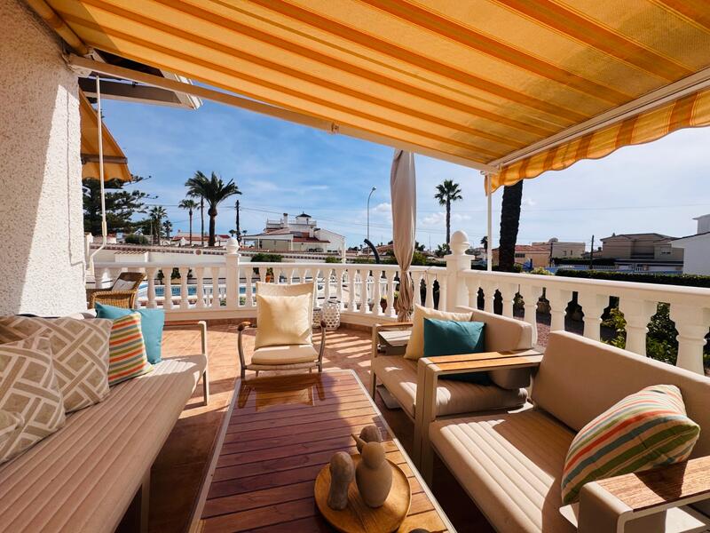 3 Cuarto Villa en venta