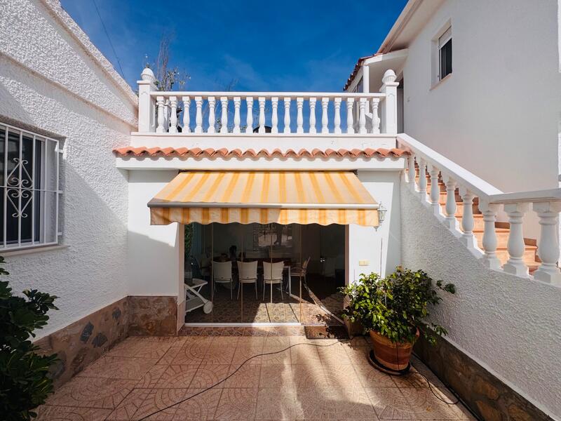 3 Cuarto Villa en venta