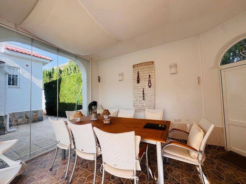 3 Cuarto Villa en venta