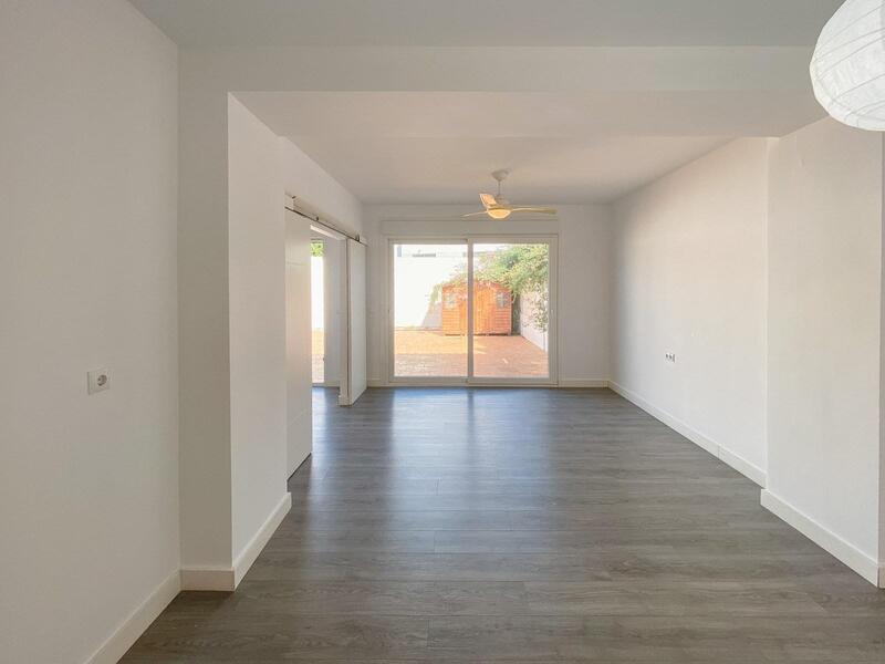 3 bedroom Country House for sale 3 bedroom Country House for sale