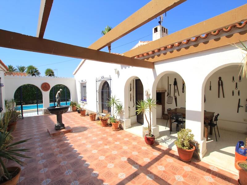 5 Schlafzimmer Villa zu verkaufen