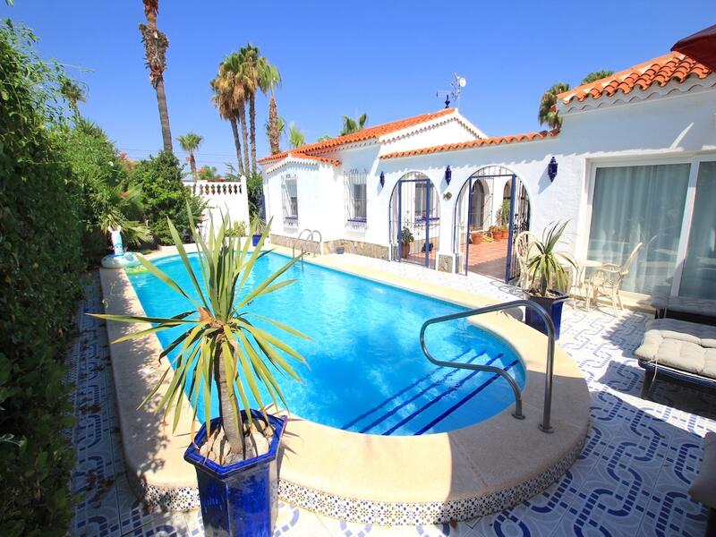 5 Schlafzimmer Villa zu verkaufen