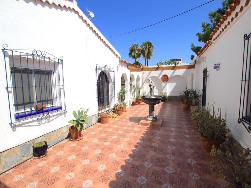 5 Schlafzimmer Villa zu verkaufen