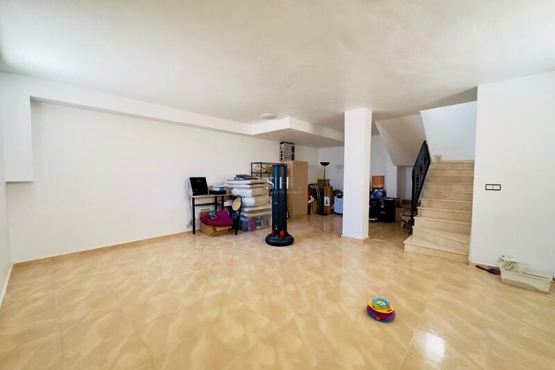 3 bedroom Townhouse for sale 3 bedroom Townhouse for sale