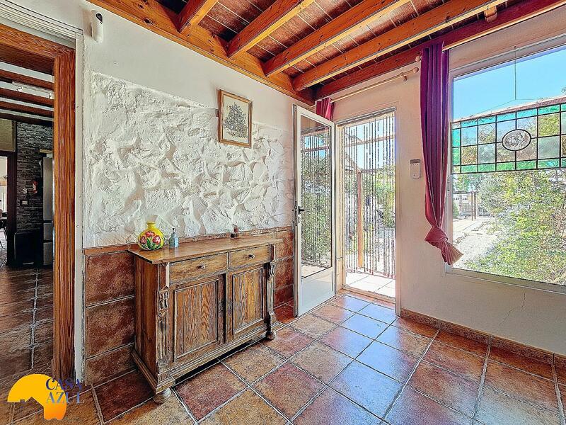 6 bedroom Country House for sale