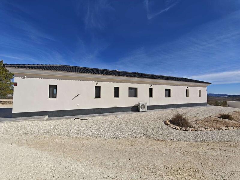 4 bedroom Villa for sale