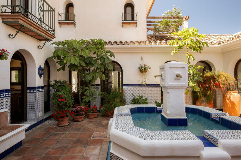 6 bedroom Country House for sale 6 bedroom Country House for sale