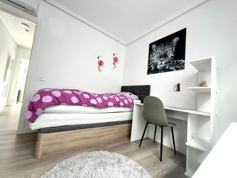 3 Schlafzimmer Stadthaus zu verkaufen