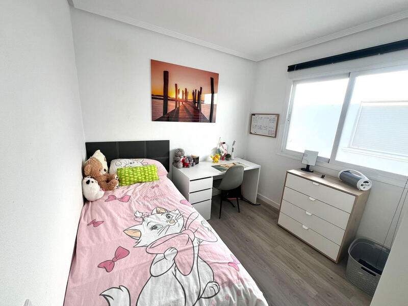 3 Schlafzimmer Stadthaus zu verkaufen