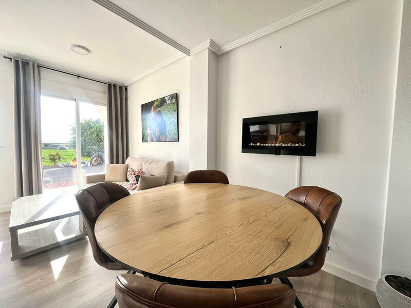 3 Schlafzimmer Stadthaus zu verkaufen