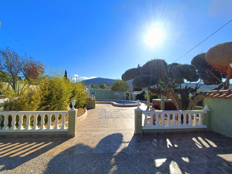 4 Schlafzimmer Villa zu verkaufen