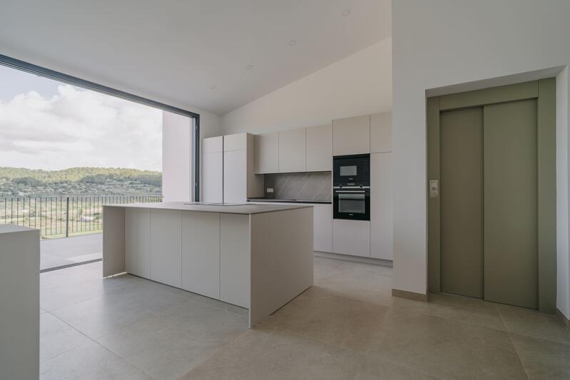 3 bedroom Townhouse for sale